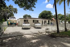 6404 Meade St, Hollywood