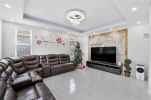 10739 Oak Bend Way, Wellington, FL 33414 Sold 11/25/25