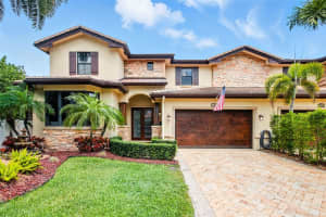 2743 NE 20th Ct, Fort Lauderdale, FL 33305 Sold 09/30/25