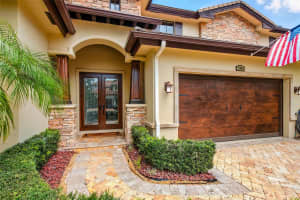 2743 NE 20th Ct, Fort Lauderdale, FL 33305 Sold 09/30/25