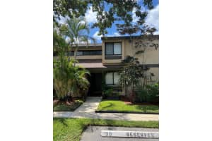 8735 Cleary Blvd, Plantation, FL 33324 - MLS#F10517480