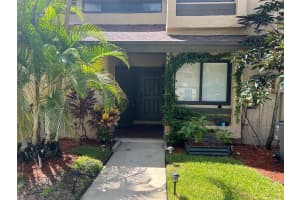 8735 Cleary Blvd, Plantation, FL 33324 - MLS#F10517480