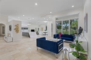 2534 Golf View Dr, Weston, FL 33327 - MLS#F10517492