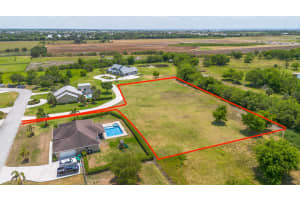 2439 SW 33rd Cir, Okeechobee, FL 34974 Sold 09/10/25