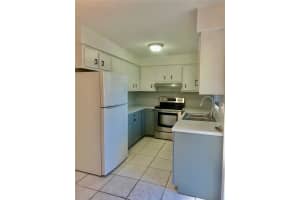 1121 SE 22nd Ave 6, Pompano Beach, FL 33062 - MLS#F10517541
