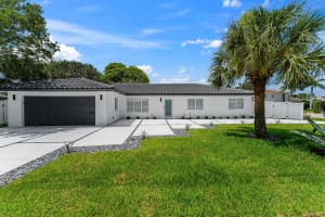 699 Ne 70th St, Boca Raton