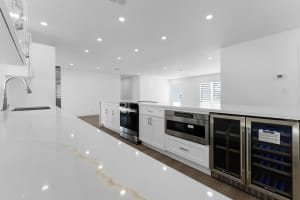 699 NE 70th St, Boca Raton, FL 33487 - MLS#F10517558