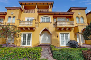 230 Ne 69th Cir 230, Boca Raton