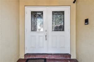 541 NW 205th Ave, Pembroke Pines, FL 33029 - MLS#F10517594