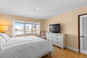 126 Golden Isles Dr 54A, Hallandale Beach, FL 33009 Sold 09/08/25