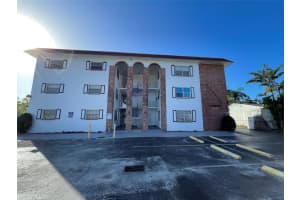 2420 Johnson St 302, Hollywood, FL 33020 - MLS#F10517635