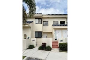 8131 Nw 17th Mnr 8131, Plantation