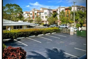1015 NE 17th Ave 201, Fort Lauderdale, FL 33304 - MLS#F10517644