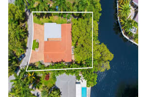 708 NW 22nd St, Wilton Manors, FL 33311 - MLS#F10517673