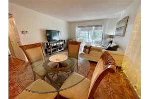 5071 W Oakland Park Blvd 211, Lauderdale Lakes, FL 33313 - MLS#F10517677