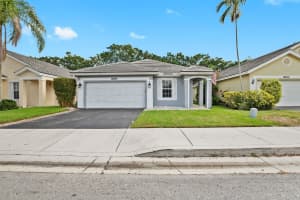 8951 Lake Park Cir, Fort Lauderdale, FL 33328 - MLS#F10517696