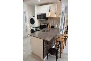 2201 Greene St 2, Hollywood, FL 33020 - MLS#F10517700