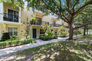 463 Schoolhouse Rd, Jupiter, FL 33458 - MLS#F10517722