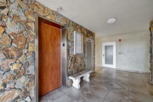 205 SE 11th Ter 405, Dania Beach, FL 33004 Sold 09/10/25