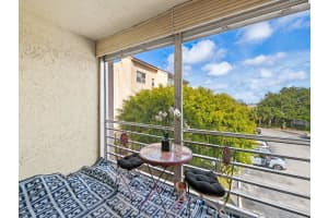 2840 Somerset Dr 317M, Lauderdale Lakes, FL 33311 - MLS#F10517789