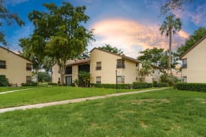 3767 Cocoplum Cir 3767, Pompano Beach, FL 33063 Sold 09/03/25