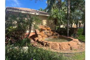 4234 Vineyard Cir, Weston, FL 33332 - MLS#F10517825
