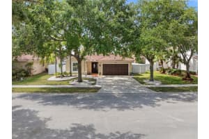 18532 Nw 23rd St, Pembroke Pines
