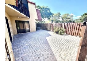 22940 Oxford Pl B, Boca Raton, FL 33433 - MLS#F10517864
