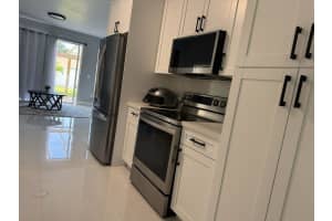 17021 NW 10th St, Pembroke Pines, FL 33028 - MLS#F10517885