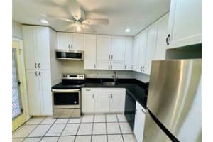 6061 N Falls Cir Drive 302, Lauderhill, Fl 33319, Lauderhill