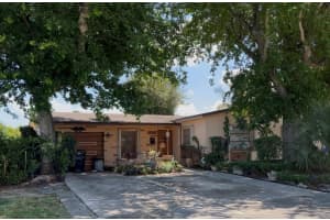 6360 SW 9th Pl, North Lauderdale, FL 33068 Sold 10/10/25