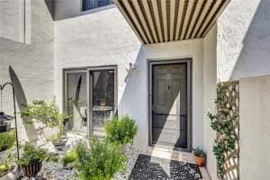 9232 Pecky Cypress Lane 2-D, Boca Raton, FL 33428 - MLS#F10518024