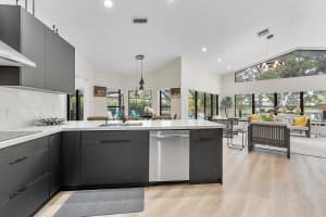 1041 Woodfall Ct, Weston, FL 33326 Sold 09/12/25