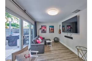 801 NE 15th St, Fort Lauderdale, FL 33304 - MLS#F10518056