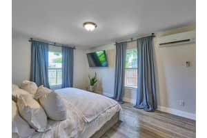 801 NE 15th St, Fort Lauderdale, FL 33304 - MLS#F10518056