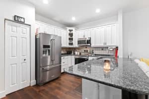 4035 Tree Tops Rd, Hollywood, FL 33026 - MLS#F10518068