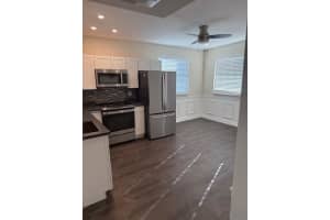 225 Laken Dr, West Palm Beach, FL 33409 - MLS#F10518077