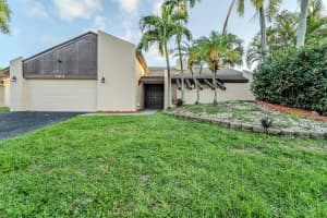 6801 NW 44th Ct, Lauderhill, FL 33319 Sold 09/09/25