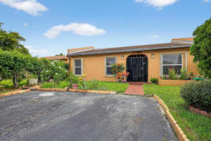 20304 NW 28th Ct 2, Miami Gardens, FL 33056 - MLS#F10518176