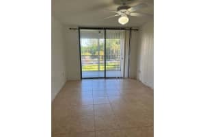 1000 Saint Charles Pl, Pembroke Pines, FL 33026 - MLS#F10518199