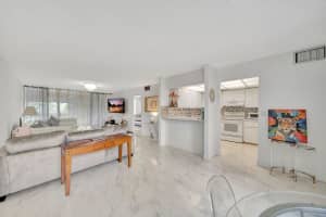 7021 Environ Blvd 319, Lauderhill, FL 33319 Sold 10/17/25