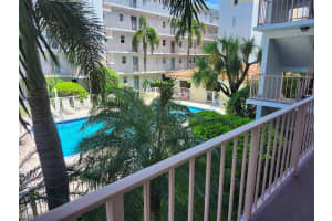 4629 Poinciana St 204, Lauderdale By The Sea, FL 33308 - MLS#F10518238