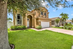 10714 Sw 17th Pl, Davie