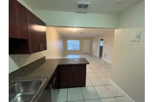 1461 NW 22nd St A, Fort Lauderdale, FL 33311 - MLS#F10518321