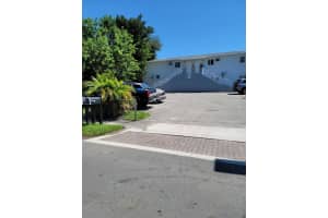 126 NW 8th Ave 5, Dania Beach, FL 33004 - MLS#F10518337