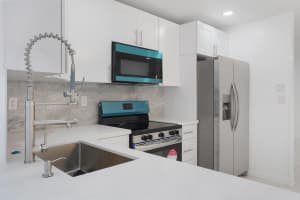 7505 Nw 58th St, Tamarac