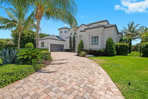 81 S Island Dr Ocean Ridge, FL 33435 - Off Market