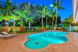 13841 Alexandria Ct, Davie