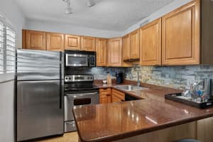2660 Ne 8th Ave 208, Wilton Manors