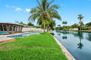 121 Almar Dr, Wilton Manors, FL 33334 - MLS#F10518402